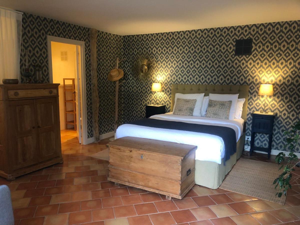 La Tour De Cause Bed & Breakfast Castelnaud La Chapelle Luaran gambar