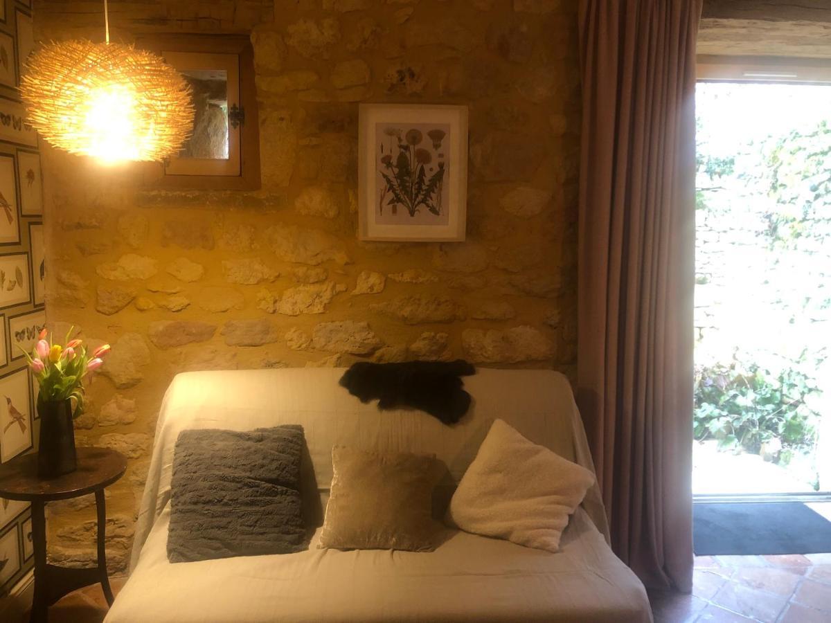 La Tour De Cause Bed & Breakfast Castelnaud La Chapelle Luaran gambar